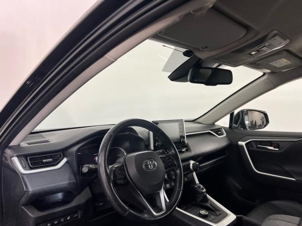 Toyota RAV4 V (XA50) с пробегом 2019 года, цена 3 449 000 рублей, 102000 км, внедорожник, Автокод Объявления