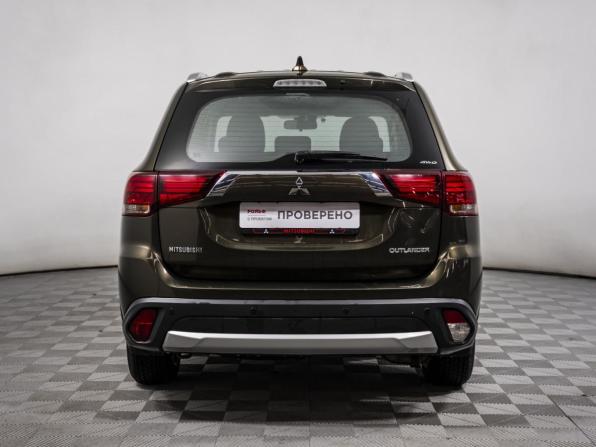 Mitsubishi Outlander III Рестайлинг 2 с пробегом 2017 года, цена 1 889 000 рублей, 116197 км, внедорожник, Автокод Объявления