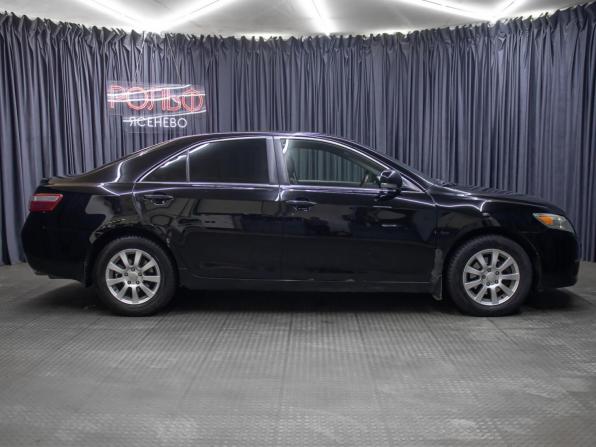 Toyota Camry VI (XV40) Рестайлинг с пробегом 2009 года, цена 829 000 рублей, 431654 км, седан, Автокод Объявления