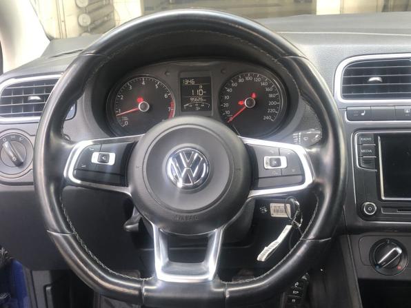 Volkswagen Polo V Рестайлинг с пробегом 2018 года, цена 1 159 500 рублей, 95624 км, седан, Автокод Объявления