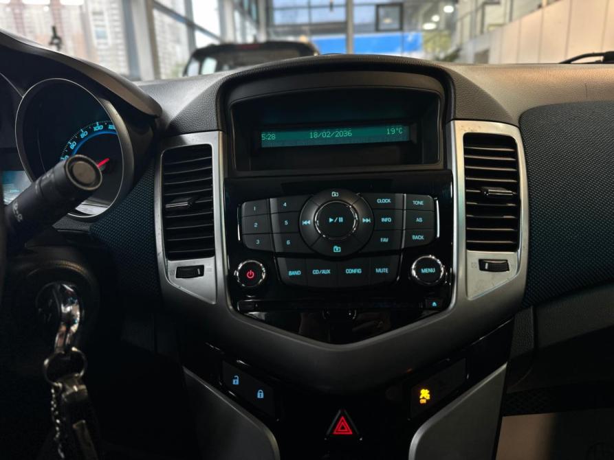 Chevrolet Cruze I Санкт-Петербург  - изображение 19