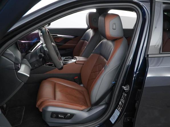 BMW 5 серии VIII (G60/G61/G68) с пробегом 2023 года, цена 6 977 900 рублей, 39441 км, седан, Автокод Объявления