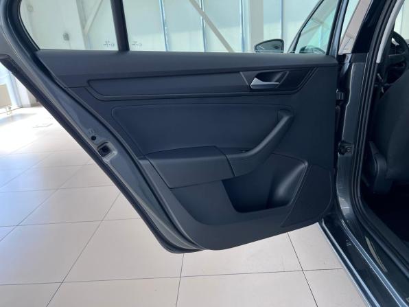 Volkswagen Polo VI с пробегом 2021 года, цена 1 850 000 рублей, 5545 км, лифтбек, Автокод Объявления