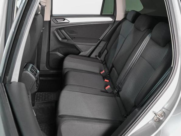 Volkswagen Tiguan II Рестайлинг с пробегом 2021 года, цена 2 649 000 рублей, 109878 км, внедорожник, Автокод Объявления