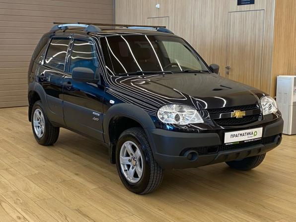 Chevrolet Niva I Рестайлинг с пробегом 2018 года, цена 699 000 рублей, 80000 км, внедорожник, Автокод Объявления