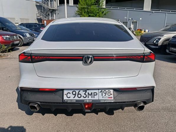 Changan UNI-V I с пробегом 2023 года, цена 1 999 000 рублей, 51500 км, лифтбек, Автокод Объявления