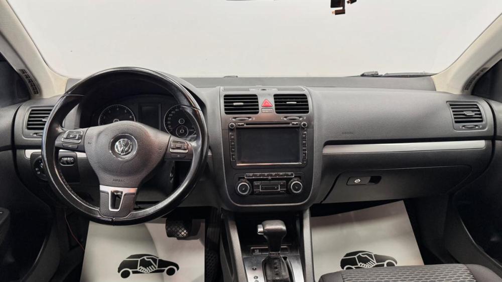 Volkswagen Jetta V Киров  - изображение 10