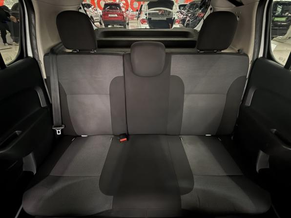 Renault Sandero II с пробегом 2014 года, цена 535 000 рублей, 240347 км, хэтчбек, Автокод Объявления