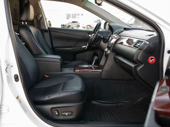 Toyota Camry VII (XV50) с пробегом 2013 года, цена 1 600 000 рублей, 254961 км, седан, Автокод Объявления