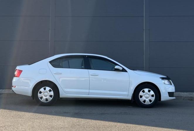 Skoda Octavia III (A7) с пробегом 2016 года, цена 1 000 000 рублей, 207441 км, лифтбек, Автокод Объявления
