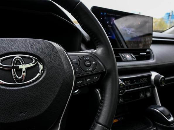 Toyota RAV4 V (XA50) с пробегом 2024 года, цена 3 820 000 рублей, 36508 км, внедорожник, Автокод Объявления