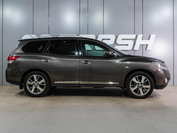 Nissan Pathfinder IV с пробегом 2015 года, цена 1 849 000 рублей, 126670 км, внедорожник, Автокод Объявления