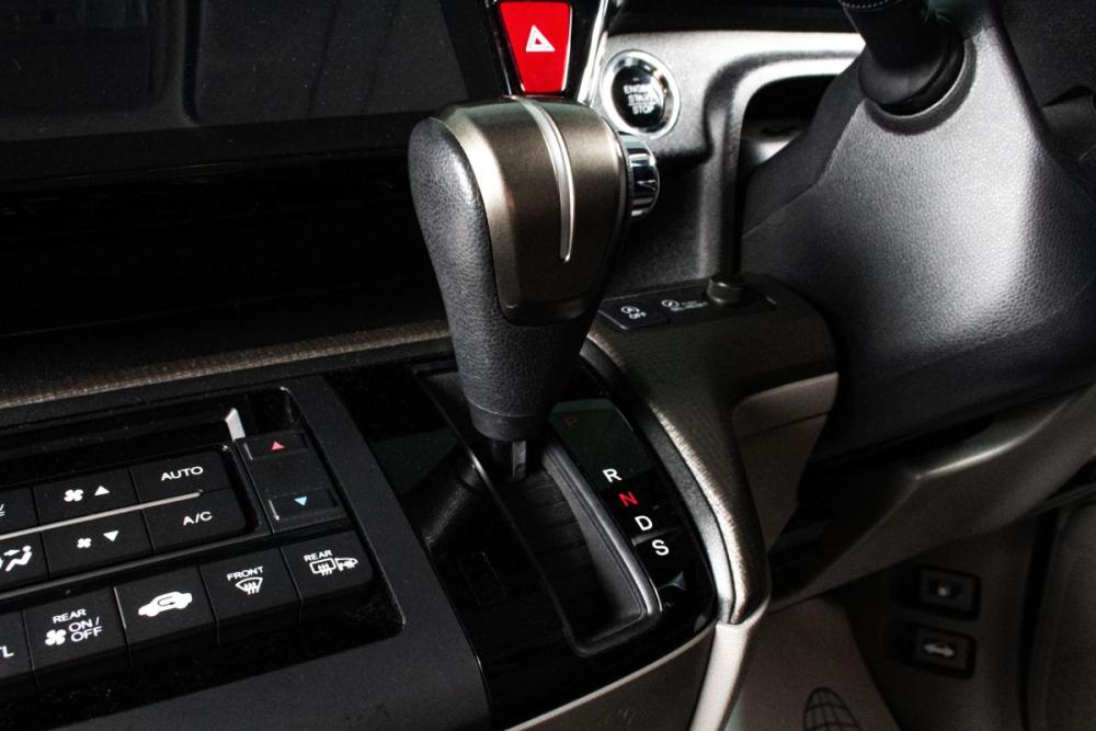 Honda Stepwgn V Сургут  - изображение 15