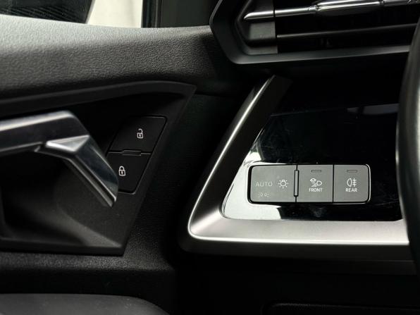 Audi A3 IV (8Y) с пробегом 2021 года, цена 2 799 000 рублей, 56058 км, седан, Автокод Объявления