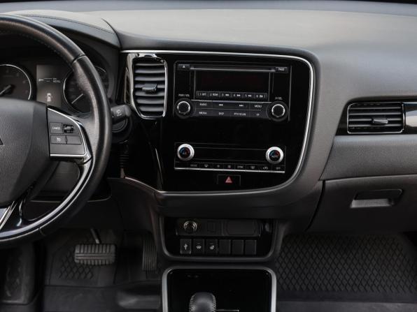 Mitsubishi Outlander III Рестайлинг 3 с пробегом 2021 года, цена 2 449 000 рублей, 70373 км, внедорожник, Автокод Объявления