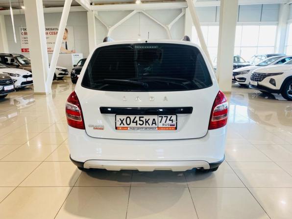 Lada (ВАЗ) Granta I Рестайлинг с пробегом 2022 года, цена 799 000 рублей, 61522 км, универсал, Автокод Объявления