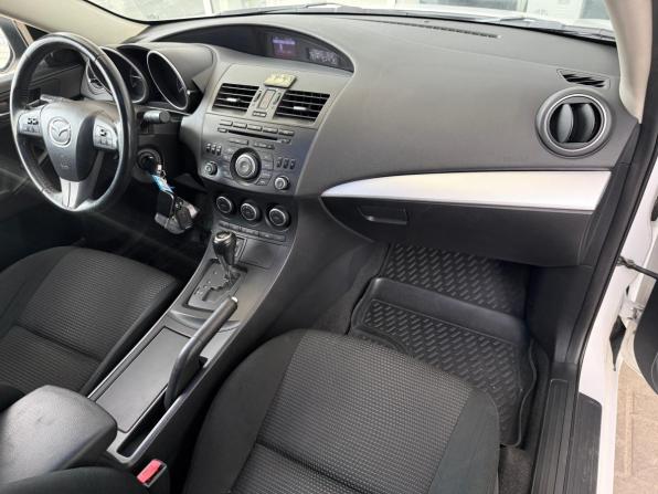 Mazda 3 II (BL) Рестайлинг с пробегом 2013 года, цена 819 000 рублей, 226500 км, седан, Автокод Объявления