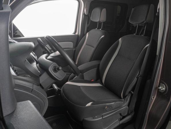 Renault Kangoo II Рестайлинг с пробегом 2014 года, цена 799 000 рублей, 248376 км, компактвэн, Автокод Объявления