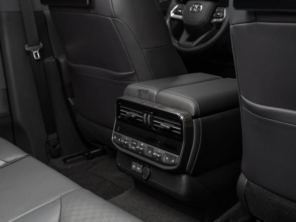Новый Toyota Land Cruiser 300 Series 2026 года, цена 14 600 000 рублей, внедорожник, Автокод Объявления