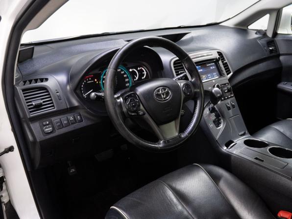 Toyota Venza I Рестайлинг с пробегом 2014 года, цена 2 141 000 рублей, 207874 км, внедорожник, Автокод Объявления