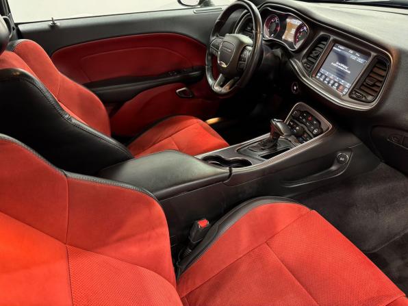 Dodge Challenger III Рестайлинг 2 с пробегом 2018 года, цена 4 000 000 рублей, 133278 км, купе, Автокод Объявления