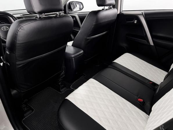 Toyota RAV4 IV (XA40) Рестайлинг с пробегом 2017 года, цена 2 150 000 рублей, 171200 км, внедорожник, Автокод Объявления