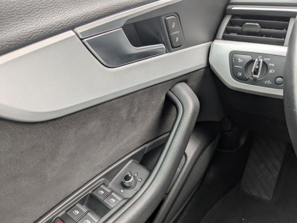 Audi A4 allroad V (B9) с пробегом 2017 года, цена 2 750 000 рублей, 177306 км, универсал, Автокод Объявления