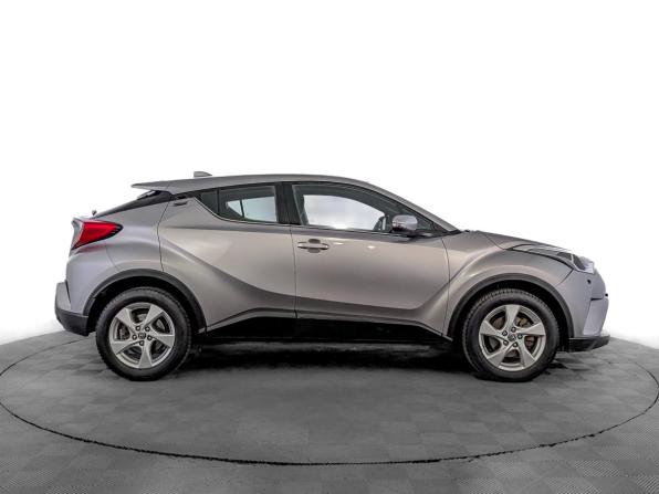 Toyota C-HR I с пробегом 2018 года, цена 1 970 000 рублей, 156834 км, внедорожник, Автокод Объявления