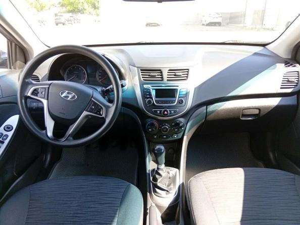 Hyundai Solaris I Рестайлинг с пробегом 2015 года, цена 850 000 рублей, 174000 км, хэтчбек, Автокод Объявления