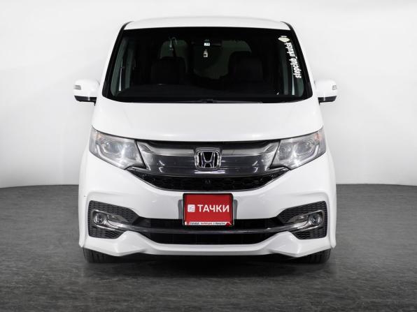 Honda Stepwgn V с пробегом 2015 года, цена 1 700 000 рублей, 144725 км, минивэн, Автокод Объявления