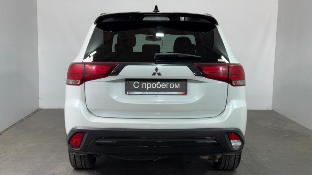 Mitsubishi Outlander III Рестайлинг 3 Санкт-Петербург  - изображение 5