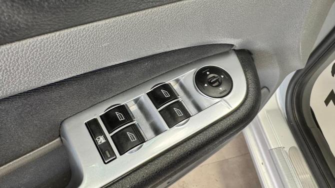 Ford Focus II Рестайлинг с пробегом 2008 года, цена 479 000 рублей, 230000 км, седан, Автокод Объявления