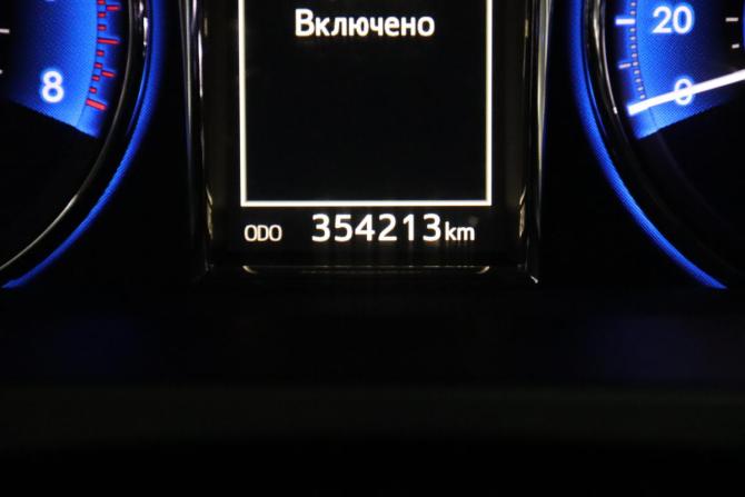 Toyota Camry VII (XV50) Рестайлинг с пробегом 2017 года, цена 1 570 170 рублей, 354213 км, седан, Автокод Объявления