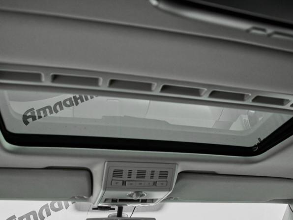 Volkswagen Multivan T5 Рестайлинг с пробегом 2012 года, цена 2 690 000 рублей, 212143 км, минивэн, Автокод Объявления