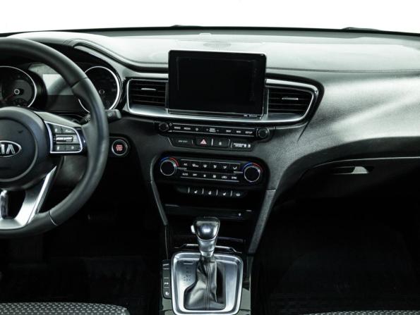 Kia Ceed III с пробегом 2018 года, цена 1 509 585 рублей, 155394 км, хэтчбек, Автокод Объявления