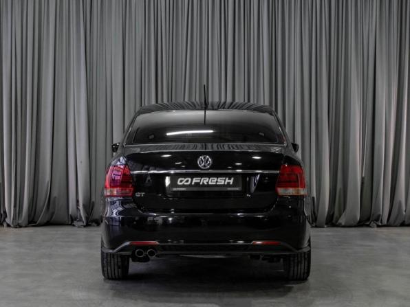 Volkswagen Polo V Рестайлинг с пробегом 2016 года, цена 969 000 рублей, 231716 км, седан, Автокод Объявления