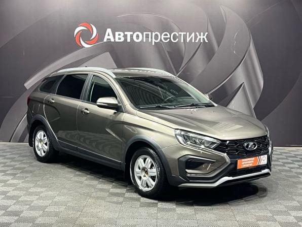 Lada (ВАЗ) Vesta I Рестайлинг (NG) с пробегом 2024 года, цена 1 450 000 рублей, 35900 км, универсал, Автокод Объявления