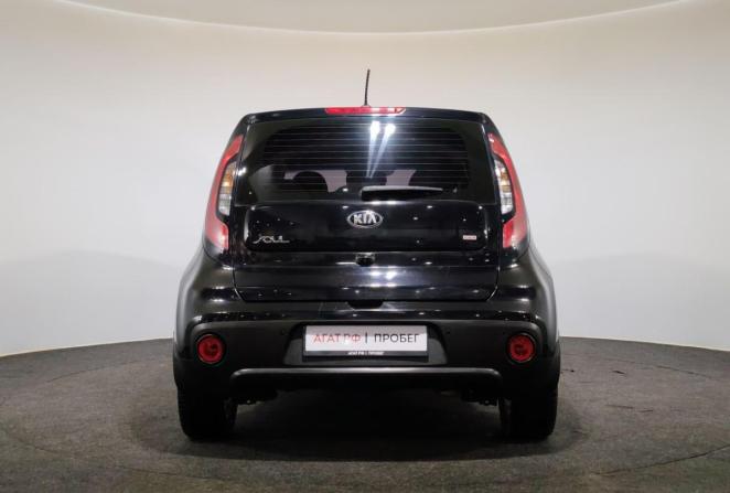 Kia Soul II Рестайлинг с пробегом 2018 года, цена 1 500 000 рублей, 69545 км, хэтчбек, Автокод Объявления