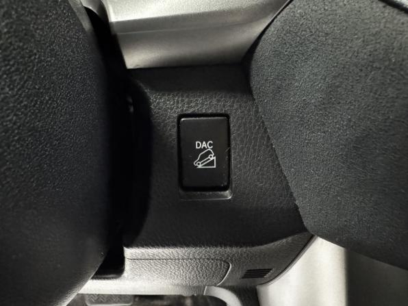Toyota RAV4 IV (XA40) Рестайлинг с пробегом 2017 года, цена 2 300 000 рублей, 155954 км, внедорожник, Автокод Объявления