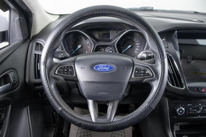 Ford Focus III Рестайлинг с пробегом 2017 года, цена 1 099 000 рублей, 137000 км, универсал, Автокод Объявления