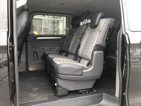 Volkswagen Caravelle T7 с пробегом 2025 года, цена 9 990 000 рублей, 680 км, минивэн, Автокод Объявления
