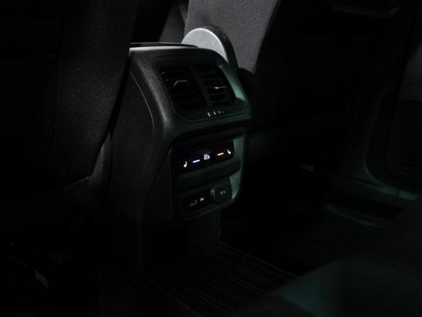 Volkswagen Tiguan II с пробегом 2019 года, цена 2 499 700 рублей, 134138 км, внедорожник, Автокод Объявления