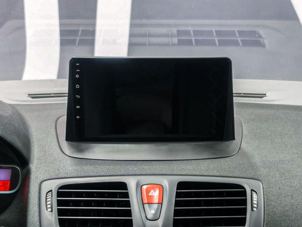 Renault Megane III с пробегом 2009 года, цена 569 900 рублей, 203000 км, хэтчбек, Автокод Объявления