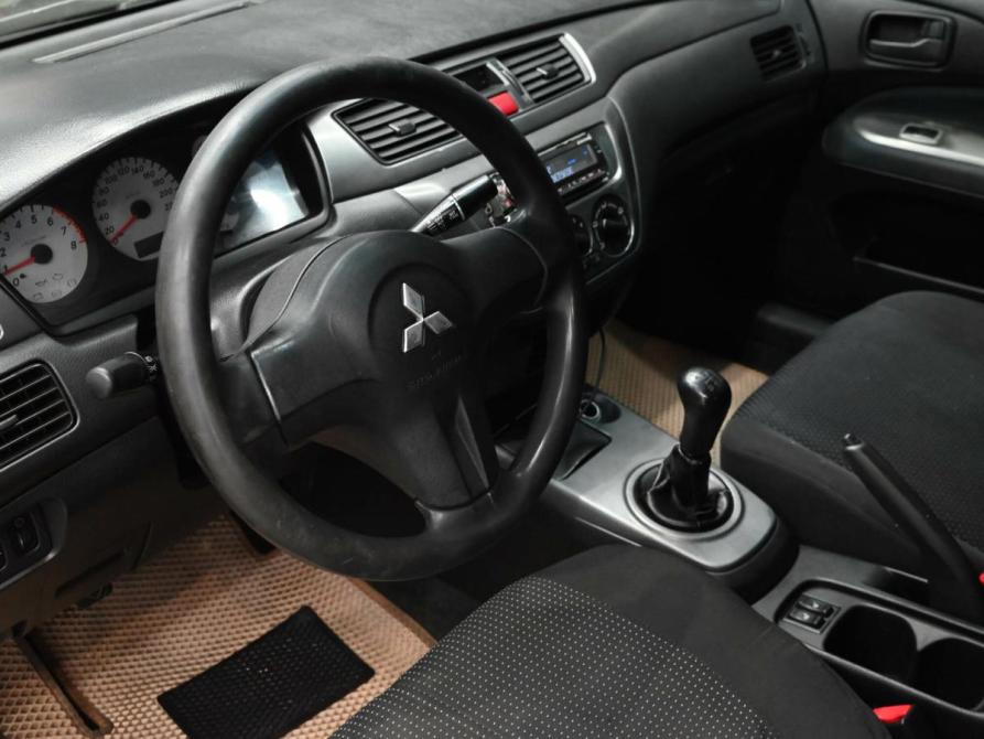 Mitsubishi Lancer IX Рестайлинг Екатеринбург  - изображение 16
