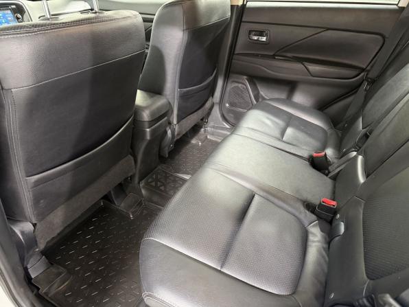 Mitsubishi Outlander III Рестайлинг 2 с пробегом 2016 года, цена 1 699 800 рублей, 88000 км, внедорожник, Автокод Объявления