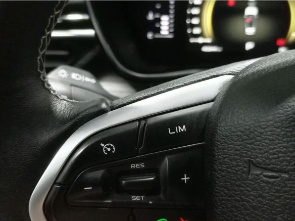 Geely Atlas Pro с пробегом 2023 года, цена 1 990 000 рублей, 40324 км, внедорожник, Автокод Объявления