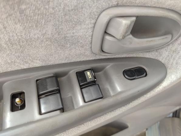 Mazda MPV II (LW) Рестайлинг с пробегом 2003 года, цена 350 000 рублей, 242802 км, компактвэн, Автокод Объявления