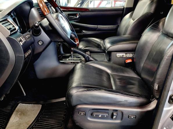 Lexus LX III с пробегом 2011 года, цена 2 870 000 рублей, 273000 км, внедорожник, Автокод Объявления