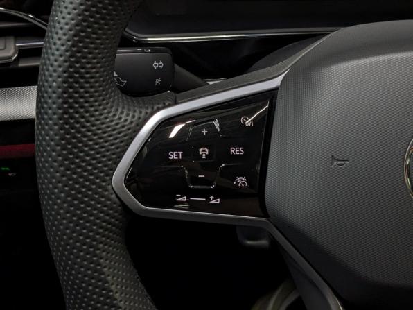 Volkswagen Passat B8 Рестайлинг с пробегом 2023 года, цена 3 500 000 рублей, 27903 км, седан, Автокод Объявления