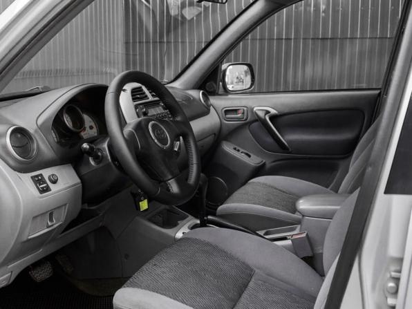 Toyota RAV4 II (XA20) с пробегом 2001 года, цена 690 000 рублей, 275281 км, внедорожник, Автокод Объявления
